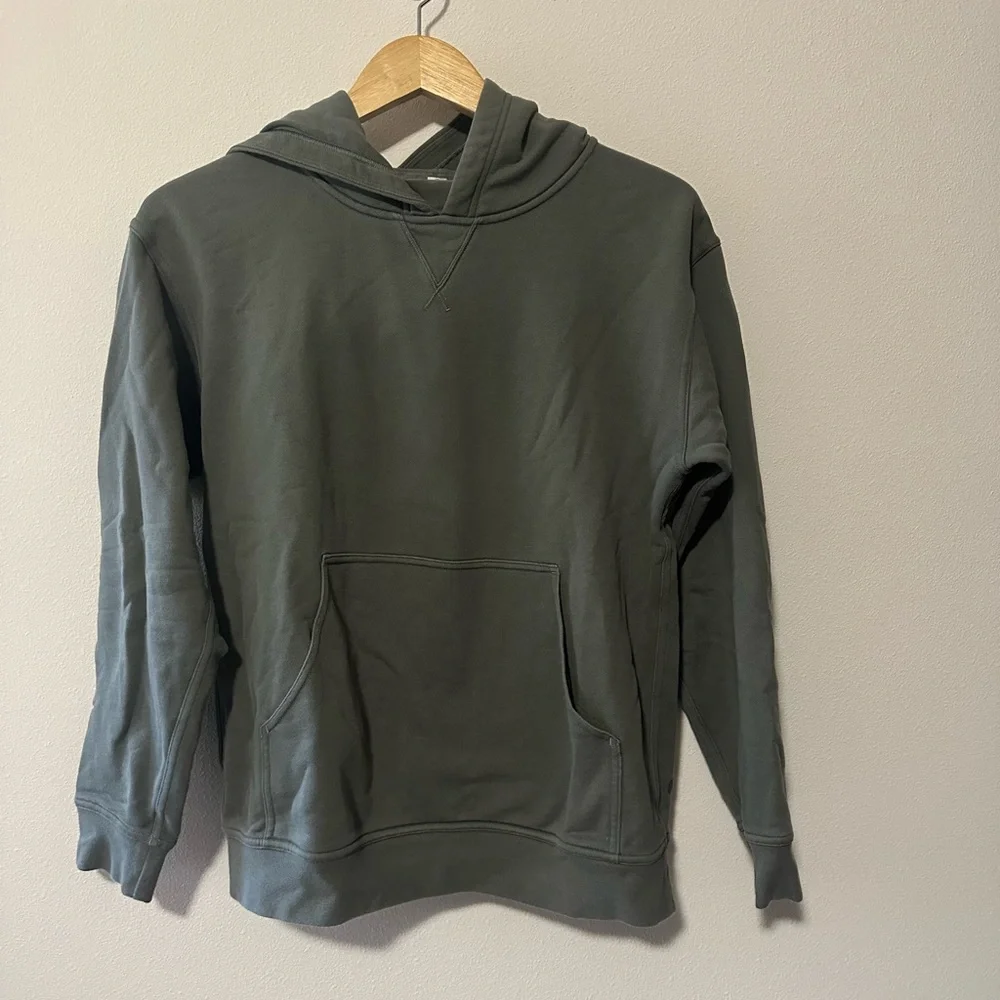lululemon athletica Women’s Olive Green Pullover Hoodie Sweatshirt Size 6